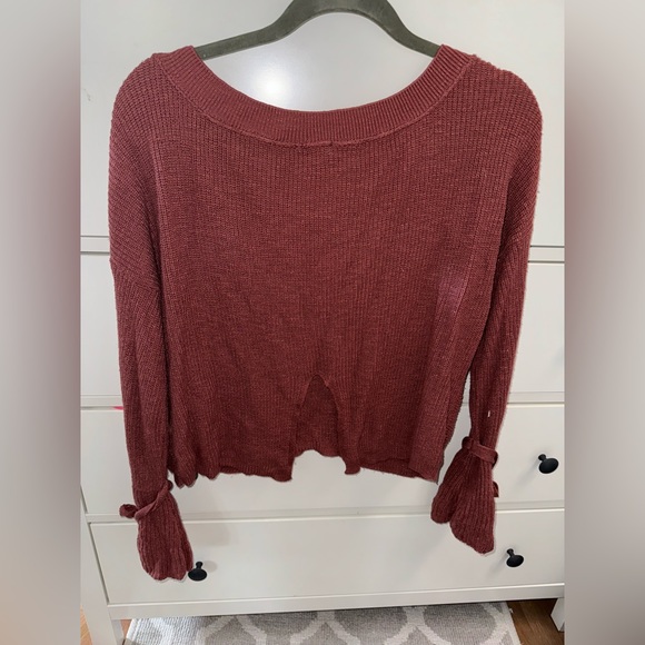 Express Bell Tie Sleeve Split Back Sweater - Picture 7 of 7